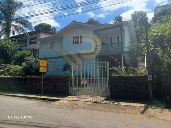 Imagem Casa para Venda em Concórdia, Cinquentenário, 3 dormitórios, 2 banheiros, 1 vaga