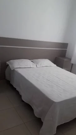 Imagem CASA NO CONDOMÍNIO VILLA DE SEVILHA - FLORES