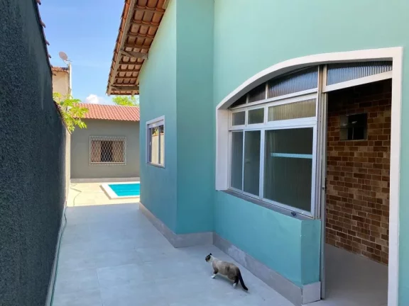 Imagem LINDA CASA COM 3 QUARTOS E 1 SUÍTE A VENDA COM PISCINA NA PRAIA DO MORRO GUARAPARI-ES