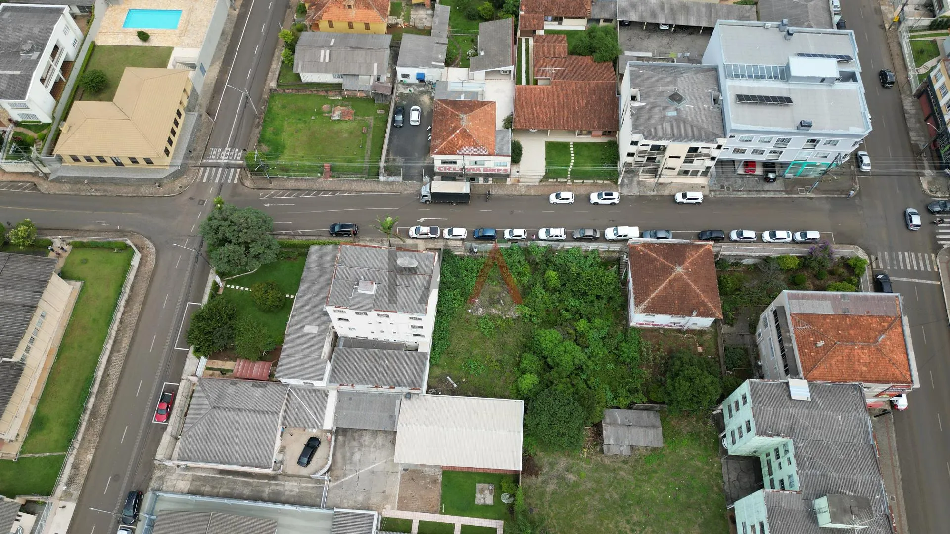 Imagem Excelente terreno à venda no Centro da cidade de Guarapuava PR