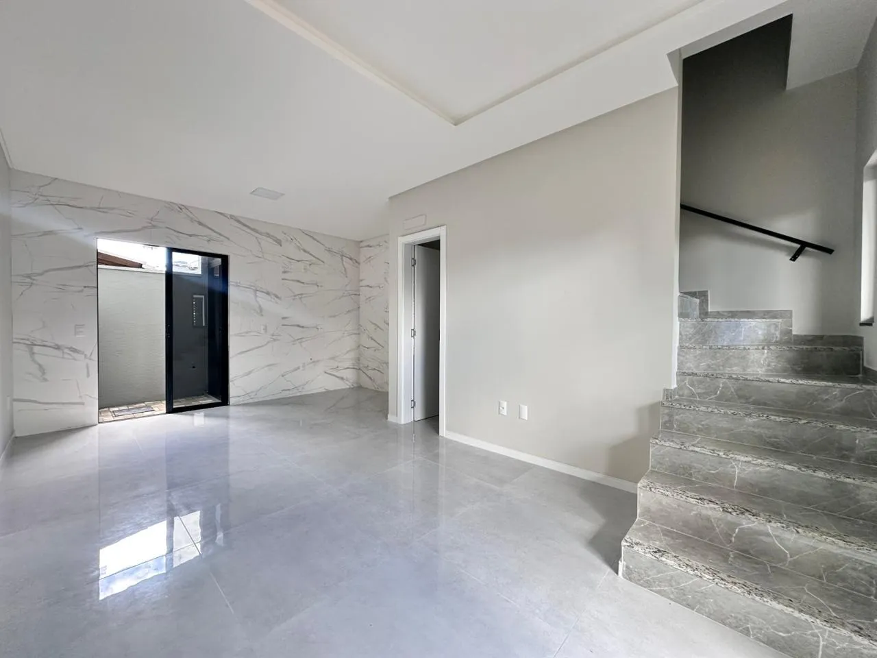 Imagem Casa à venda com 74m2 por R$ 649.000,00