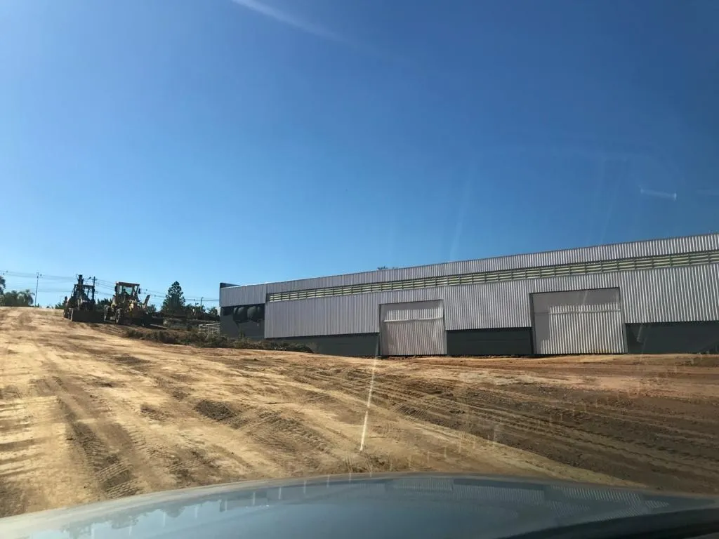 Imagem Galpão com 2.450 M² em ótima localização.