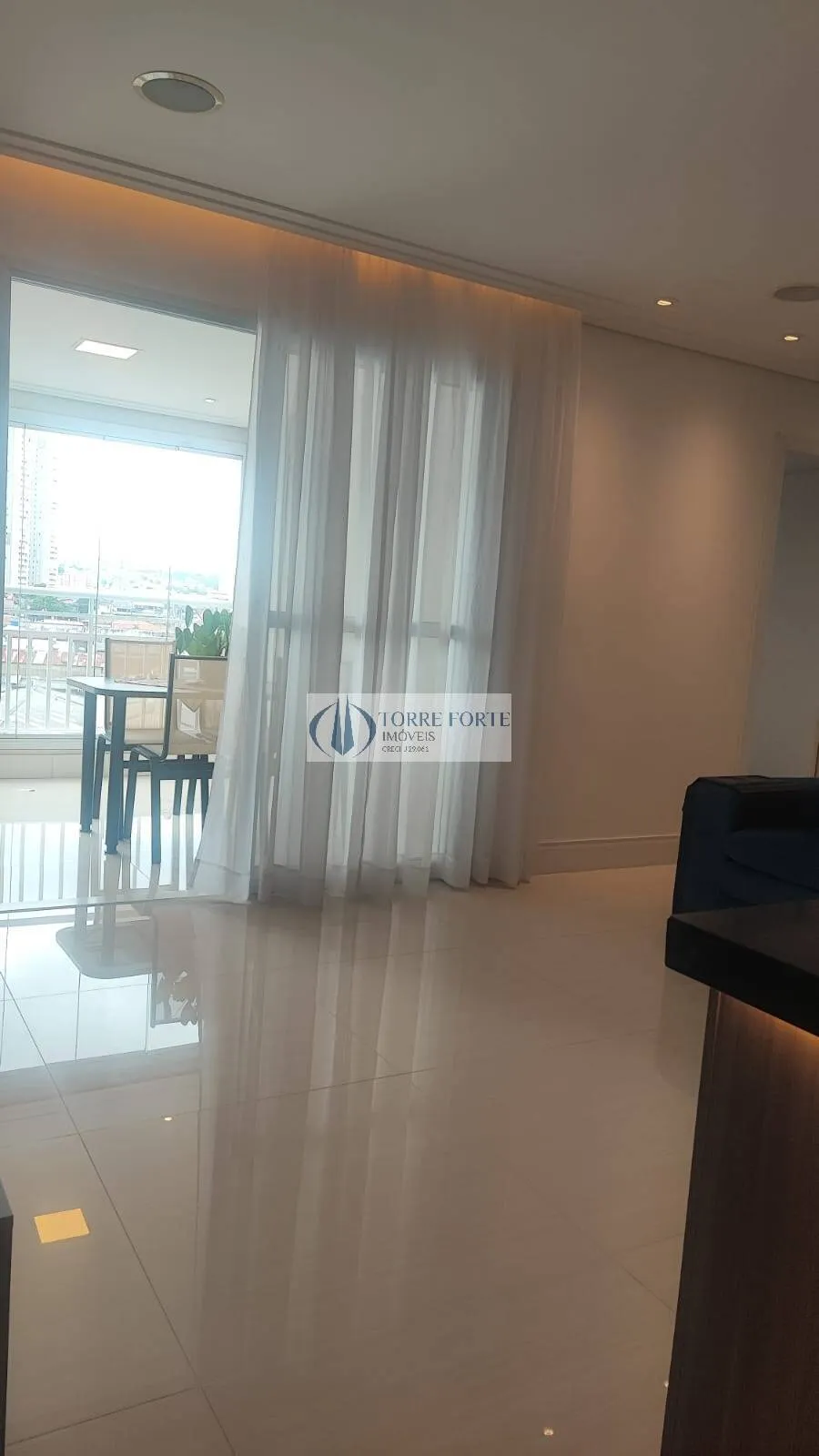 Imagem Maravilhoso Apartamento com 3 dormitórios na Vila Carrão 