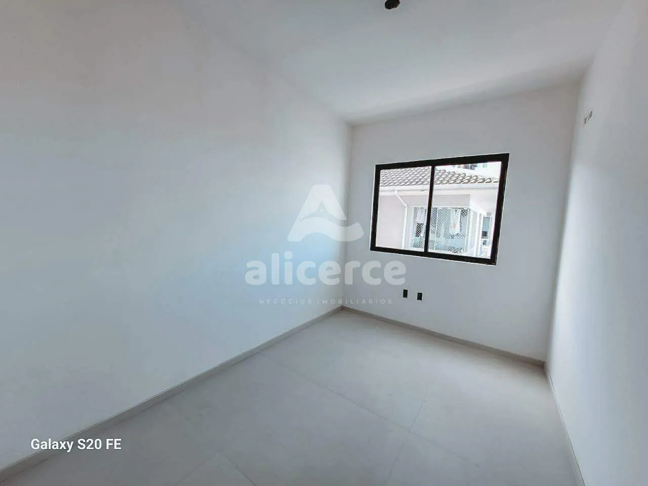 Imagem Seu novo lar no Nova Palhoça: 3 quartos, sacada c/ churrasqueira e área de lazer incrível!