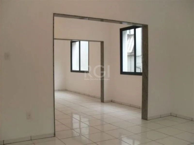 Imagem MÁFFER IMÓVEIS ALUGA - PRÉDIO COMERCIAL HIGIENÓPOLIS Av. Cristóvão Colombo, 2686 - Porto Alegre/RS