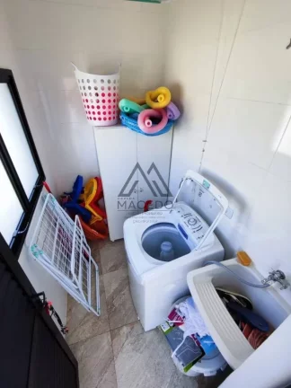 Imagem Casa Mobiliada com 3 suítes e Piscina Aquecida - Ninho Verde I