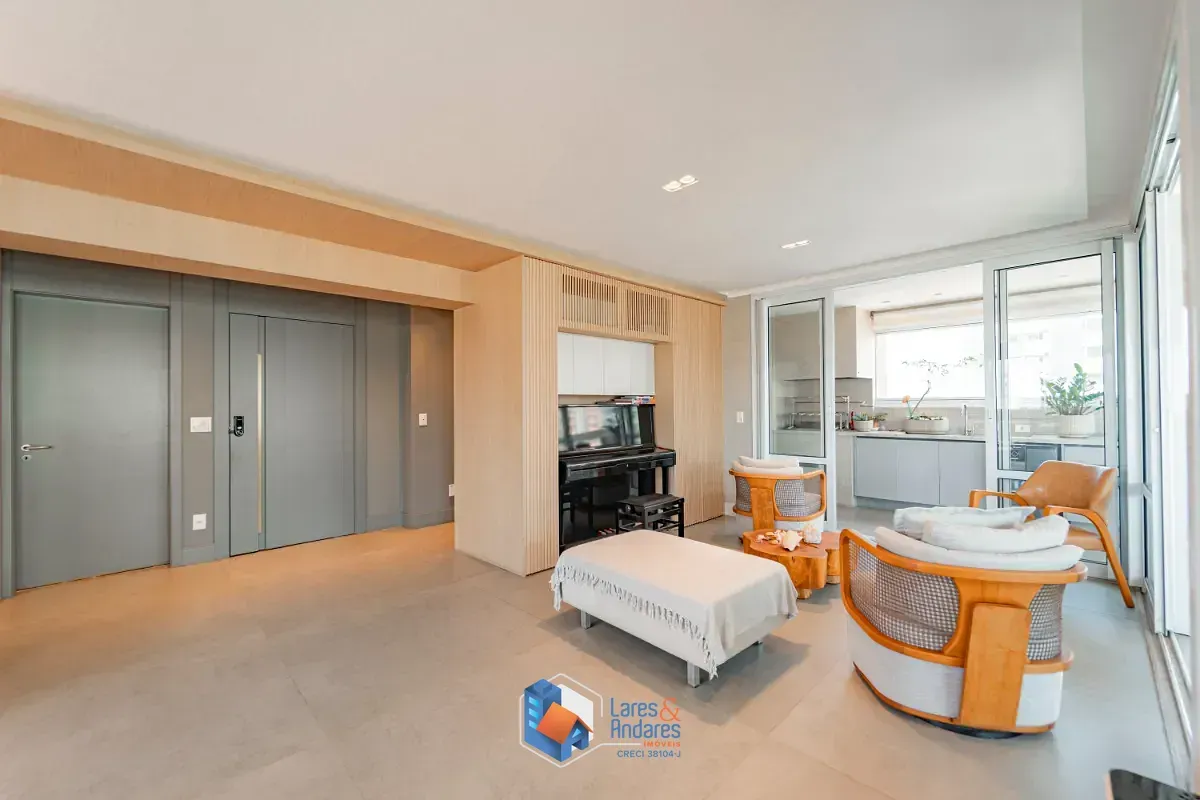 Imagem Apartamento para venda em Aclimação com 4 quartos, sendo 4 suítes, 276m²