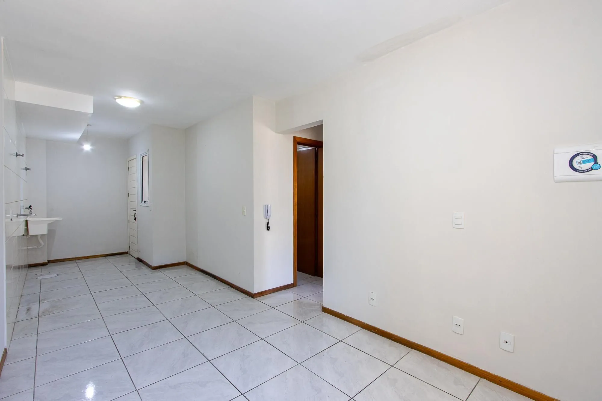 Imagem Casa residencial em condominio fechado para locação no bairro Hípica