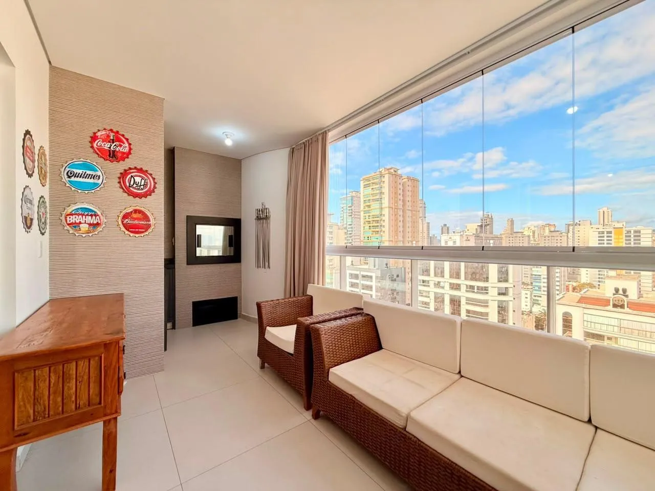 Imagem Apartamento à venda em Itapema, Meia Praia, com 3 quartos, 136m2