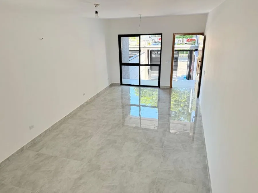 Imagem Sobrado Novo à Venda na Vila Santa Isabel.