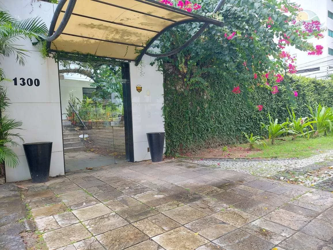 Imagem Casa ampla 850m2 com área externa acolhedora, Venda, em Setubal, Boa Viagem, Recife.