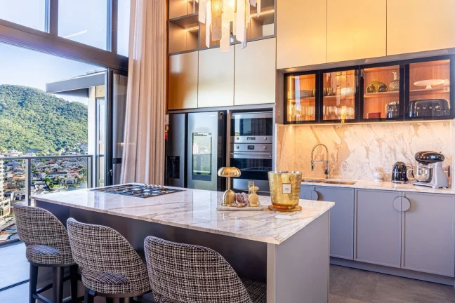 Imagem Cobertura Duplex a venda com 3 suítes vista mar em Itajaí