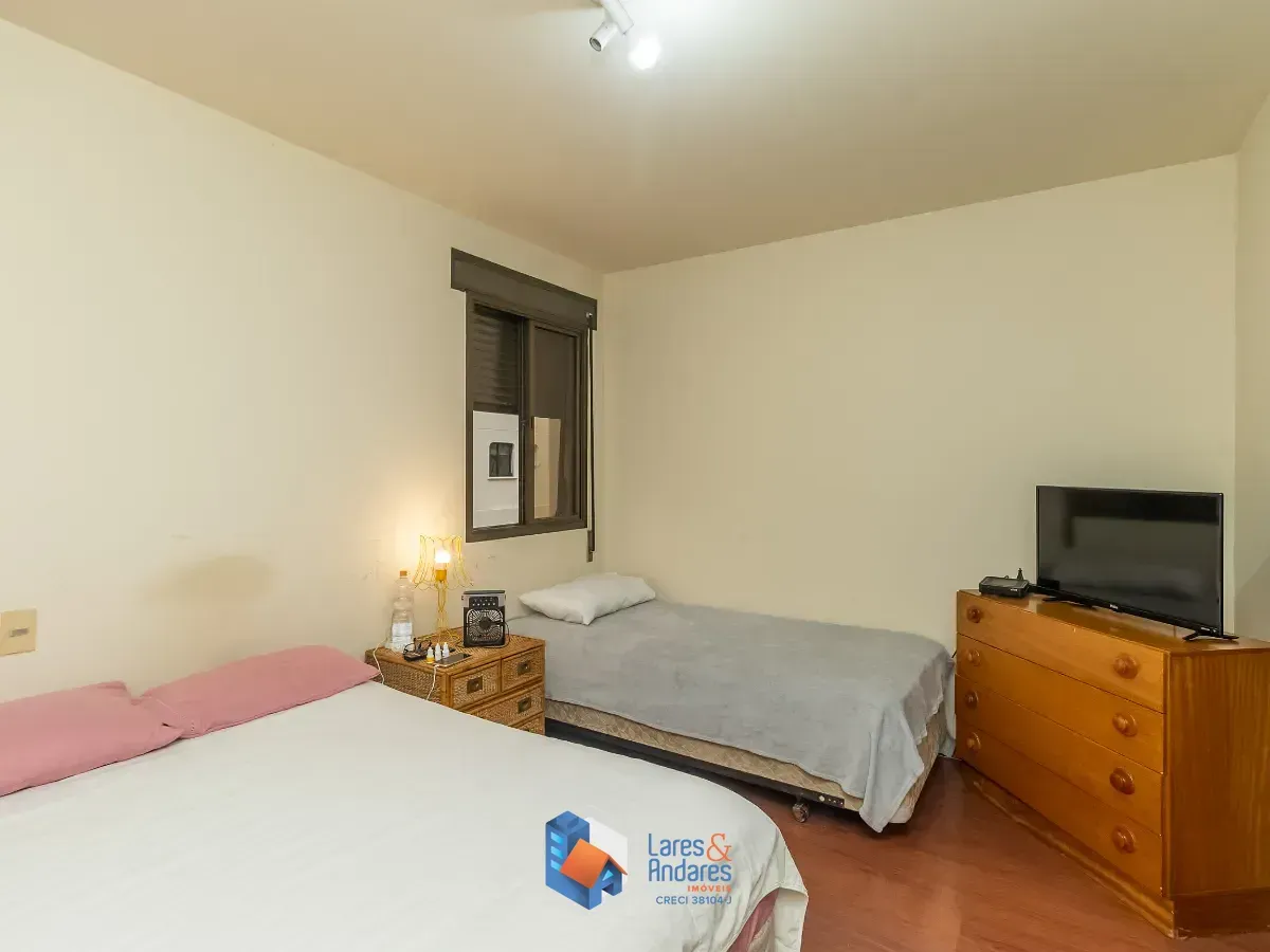 Imagem Apartamento para venda em Moema com 4 quartos, sendo 2 suítes, 170m²