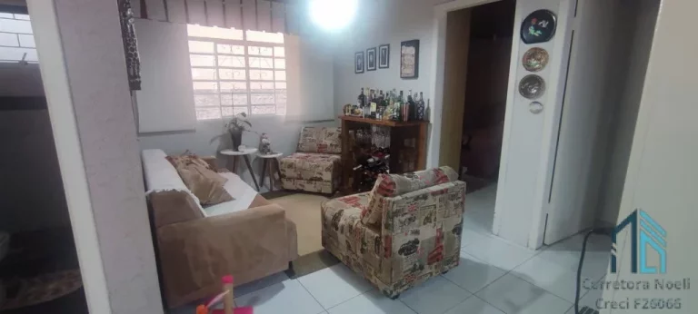 Imagem (PERMUTA) Casa 03 quartos c/suíte, edícula no Bairro Alto em Curitiba PR