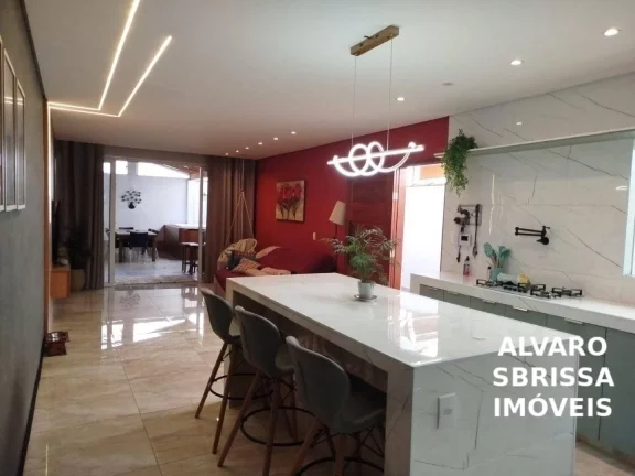 Imagem Casa a Venda na GUILHERMINA, com área de lazer completa, painel solar e comércio. Lado praia!!!!!