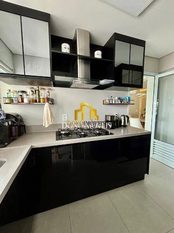 Imagem Apartamento 96 m² | 3 Dorms (1 Suíte) | 2 Vagas | Depósito