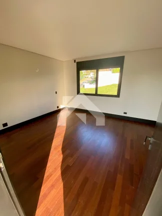 Imagem Casa de Condomínio em Tamboré - Santana de Parnaíba