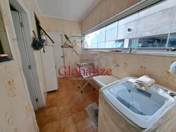 Imagem Apartamento à venda com 150m², 3 quartos, 2 suítes, dependência, 2 vagas demarcadas por R$850.000,00 no Boqueirão em Santos