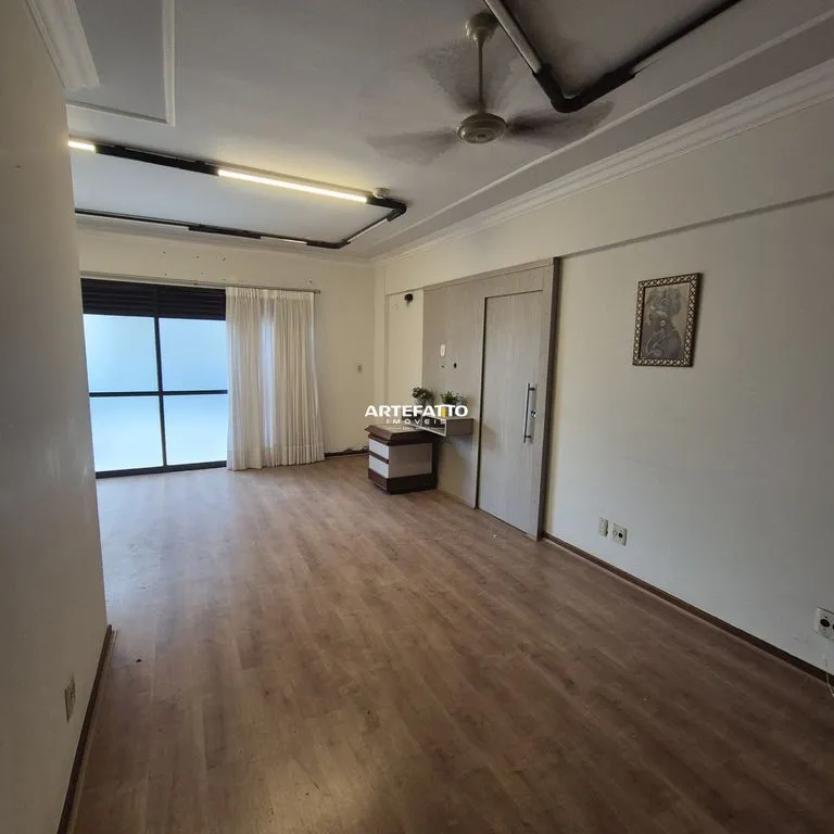 Sala comercial no Medical Center no Centro