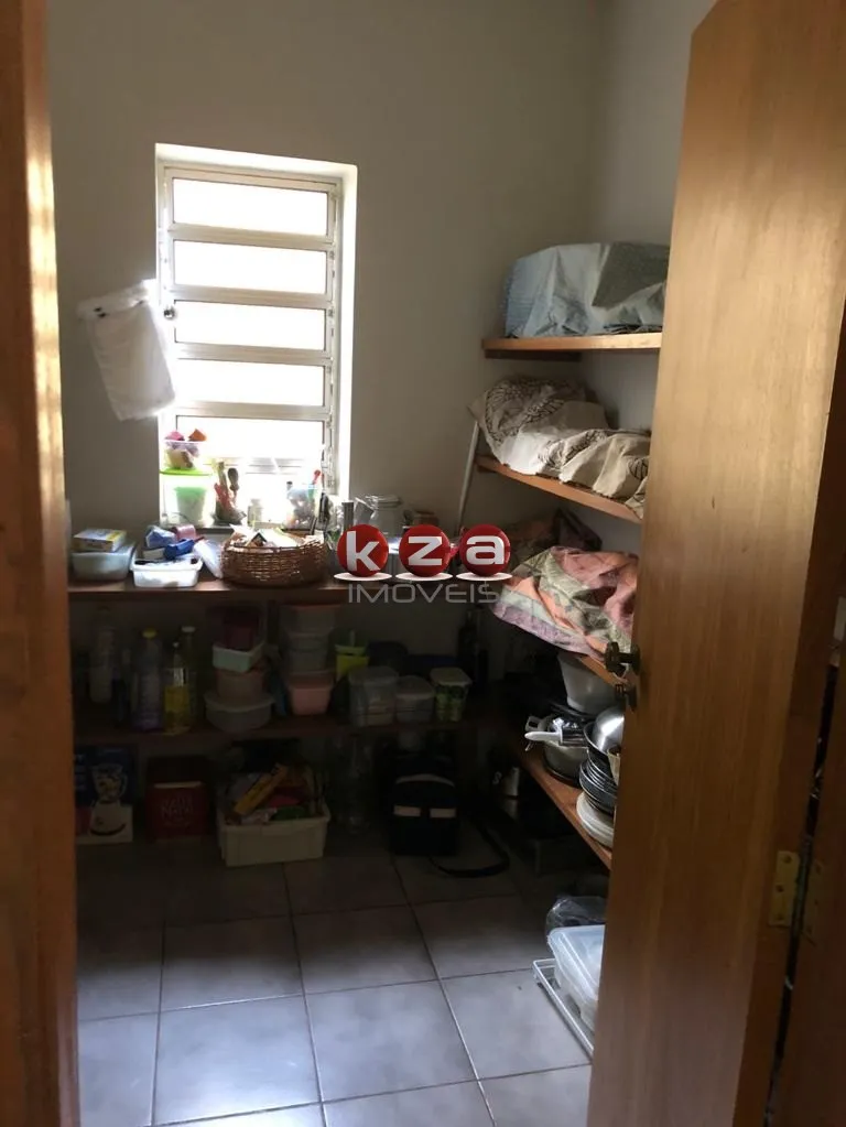 Imagem Luxuosa Casa em Condomínio à Venda em Campinas-SP, Barão Geraldo: 4 Quartos, 4 Suítes, 3 Salas, 8 Banheiros, 4 Vagas de Garagem, 880m².