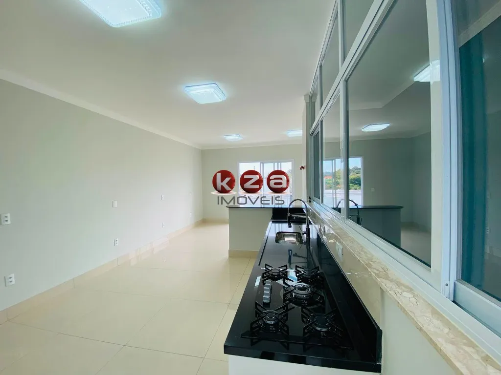 Imagem Oportunidade única: Casa à venda em Vinhedo-SP, Residencial Santa Maria, 3 quartos, 3 suítes, 2 salas, 5 banheiros, 3 vagas, 221m².