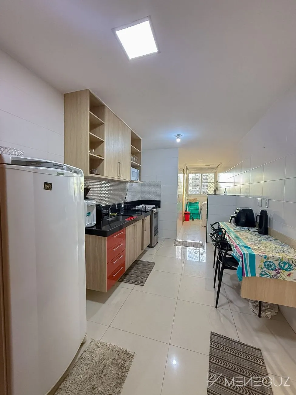 Imagem Apartamento à venda na Praia do Morro, Guarapari - 3 quartos, 2 suítes, frente mar, mobiliado