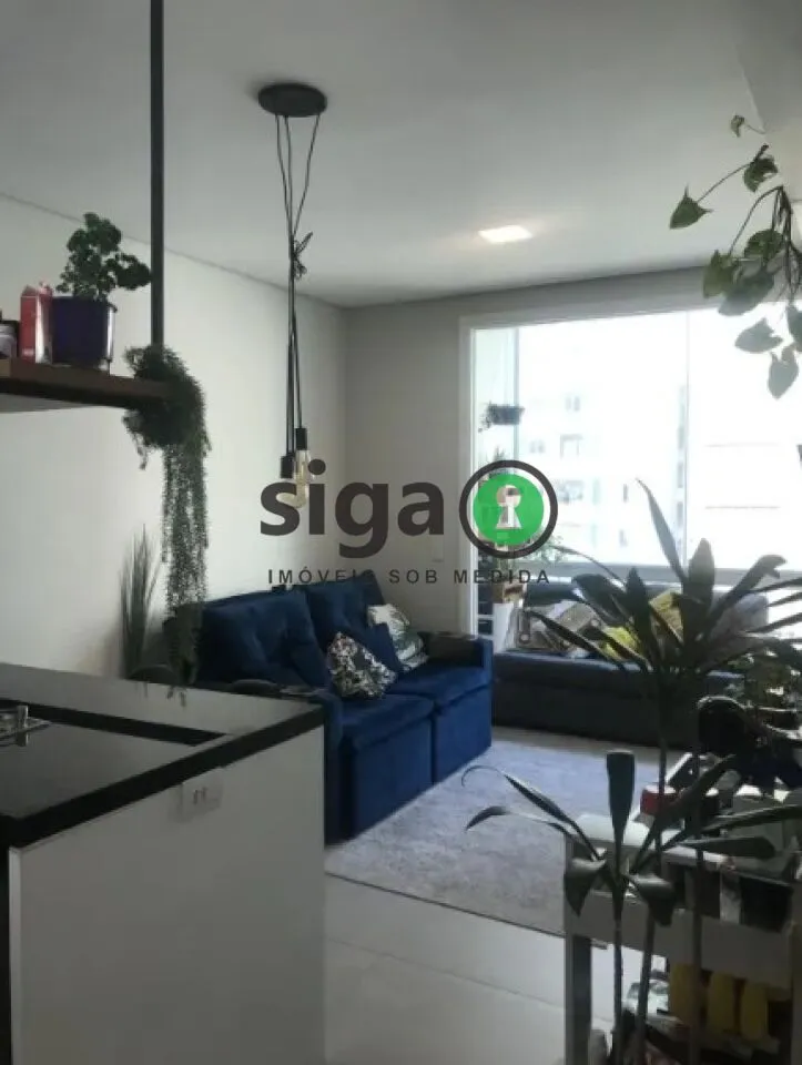 Imagem Apartamento Reformado com 2 Dormitórios, Varanda e Vaga na Bela Vista