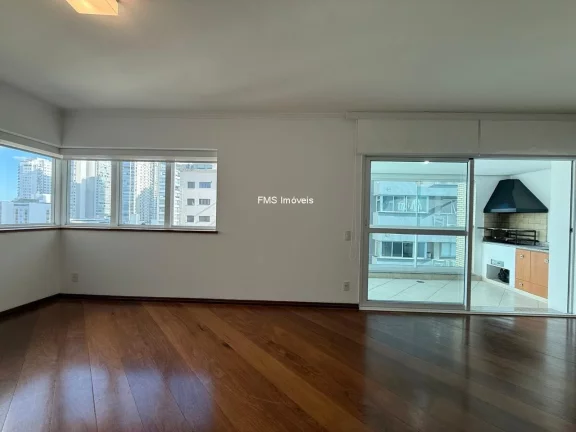 Imagem Apartamento no Campo Belo com 3 quartos, 3 suítes, 155m²