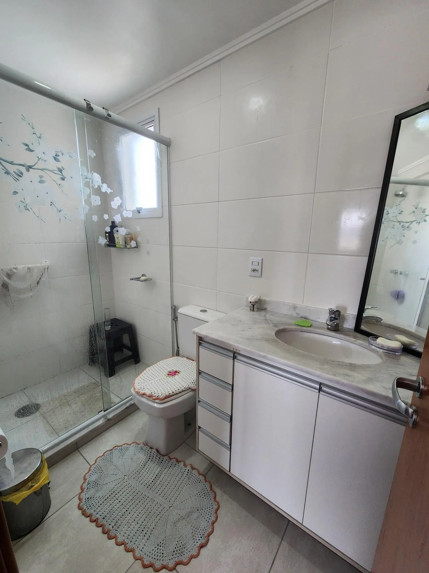 Imagem Apartamento de 2 quartos, suíte e 2 vagas garagem no bairro Santana Porto Alegre