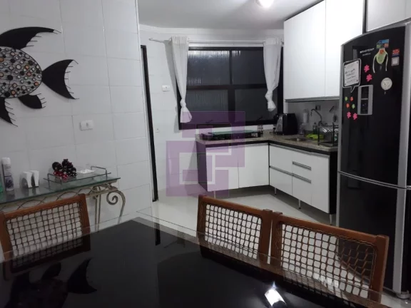 Imagem Apartamento à Venda na Orla da Praia das Pitangueiras por R$ 700.000,00