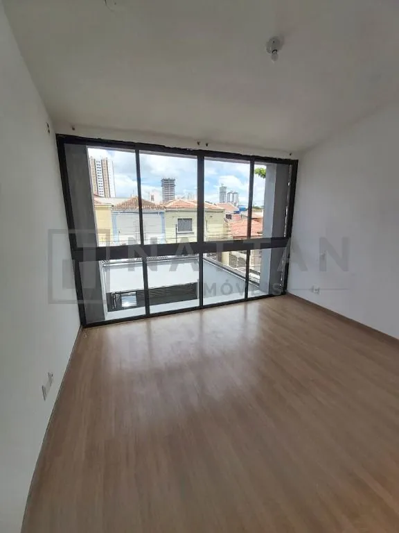 Imagem Imóvel para locação com 3 suítes, 130 m², quintal e acabamento de alto padrão