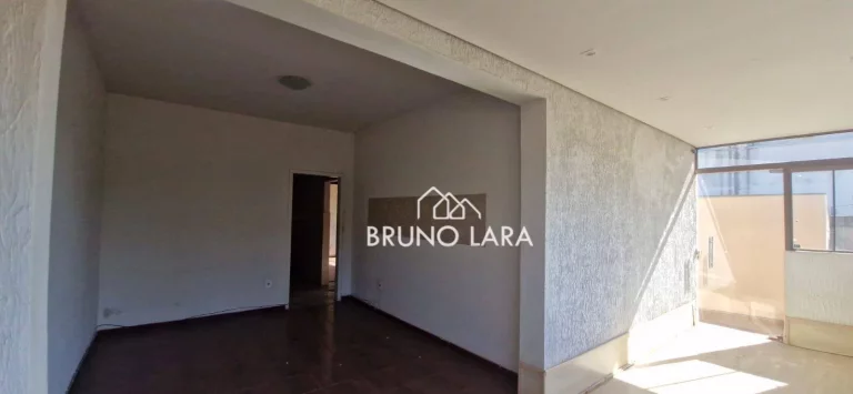 Imagem Casa disponível para locação. Centro - Igarapé/MG.