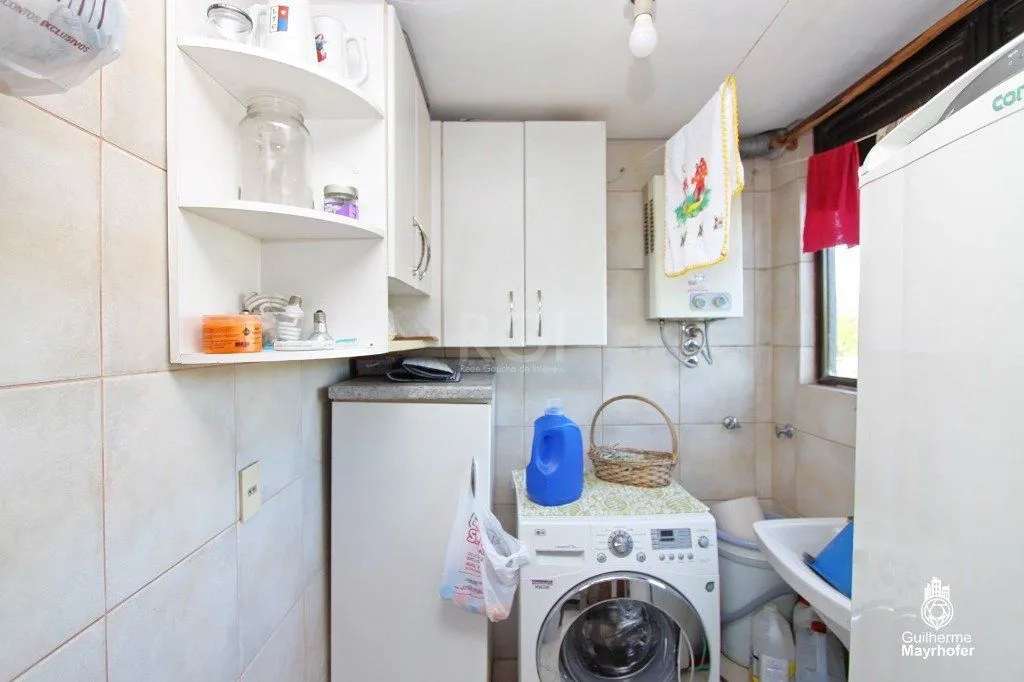 Imagem Cobertura para Venda - 350m², 3 dormitórios, sendo 1 suites, 2 vagas - Teresópolis