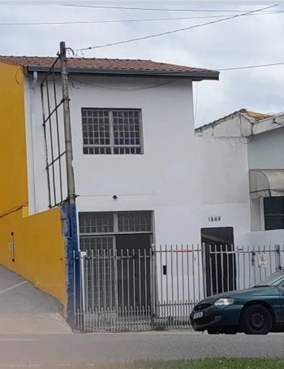 Foto do imóvel Casa Comercial para Locação: Imóvel de Alto Padrão com 2 Quartos, 1 Suíte e Vaga de Garagem no Jardim América, Sorocaba-SP em JARDIM AMÉRICA, SOROCABA - SP