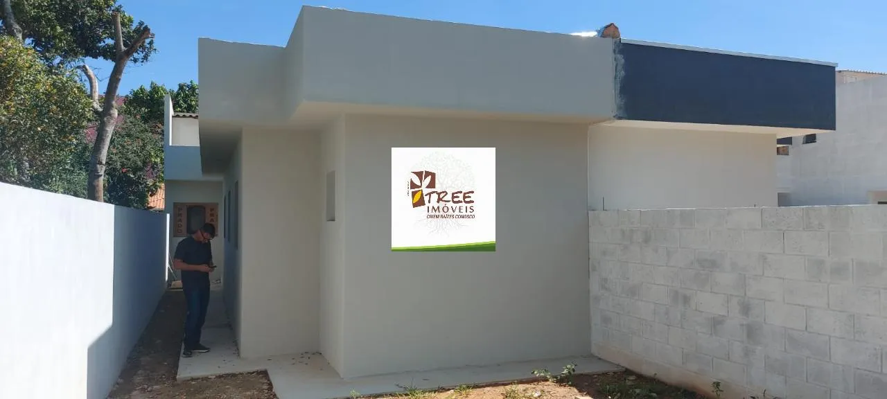 Imagem VENDA DE CASA TÉRREA EM JUNDIAPEBA, EM MOGI DAS CRUZES/SP, 182m² com 3 quartos, suíte, sala ampla, quintal gramado e garagem para 2 autos CONSULTE-NOS