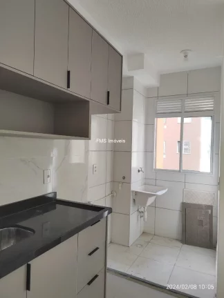 Imagem Aluguel de Apartamento em São Paulo - Canindé: 2 Quartos, Sala, Banheiro, 40m². Venha conferir!