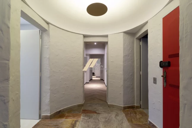 Imagem Apartamento mobiliado para alugar no Cambuí: 3 Quartos, 1 Suíte, 4 Banheiros, 1 Vaga de Garagem, 180m² - Campinas-SP