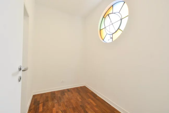 Imagem Apartamento à venda em São Paulo, Cerqueira C?(C)sar, com 3 quartos, 187m2
