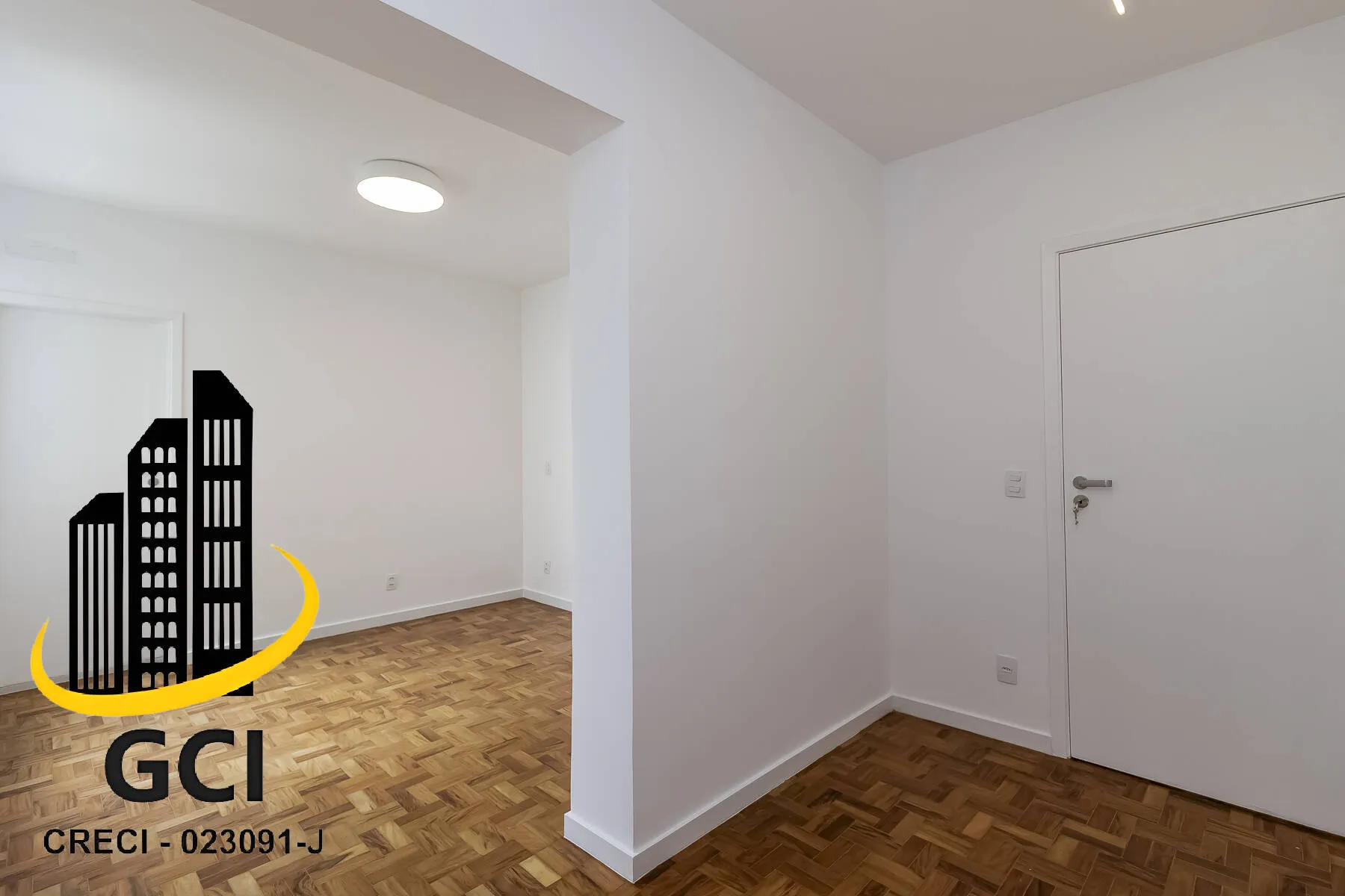 Imagem 100m2 e 1 vaga nos Jardins - simpático, bem reformado e cheio de bossa!
