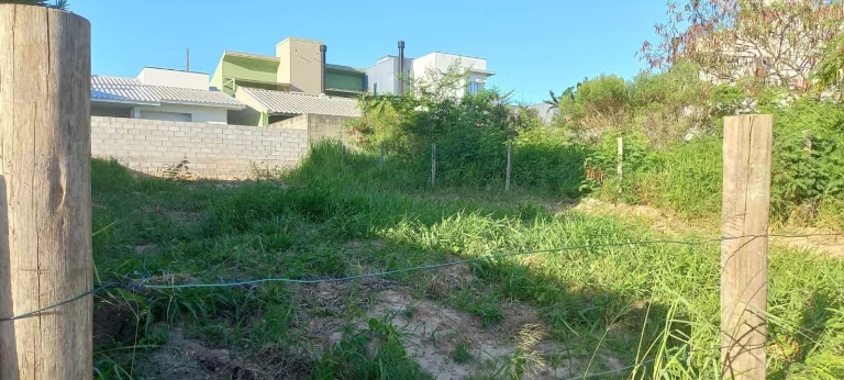 Imagem Terreno à venda no Bairro Ambrósio em Garopaba-SC! Confira já!