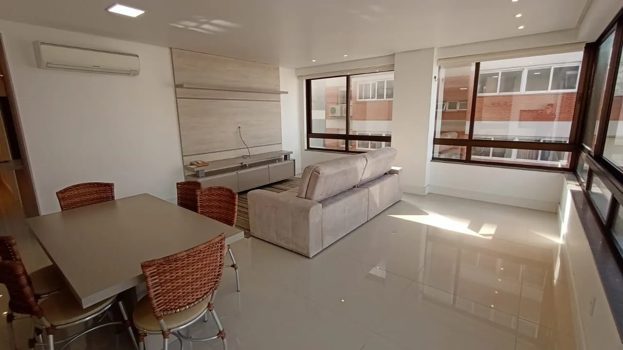 Imagem Apartamento à venda em Torres, Predial, com 3 quartos, 114,5m2
