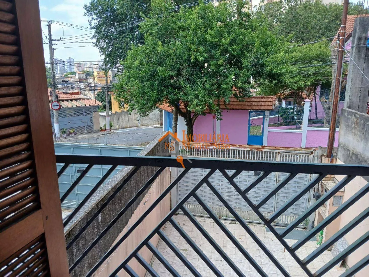 Imagem Sobrado com 4 dormitórios à venda, 300 m² por R$ 850.000,00 - Vila Augusta - Guarulhos/SP