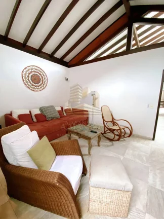 Imagem Casa ampla “pé na areia”