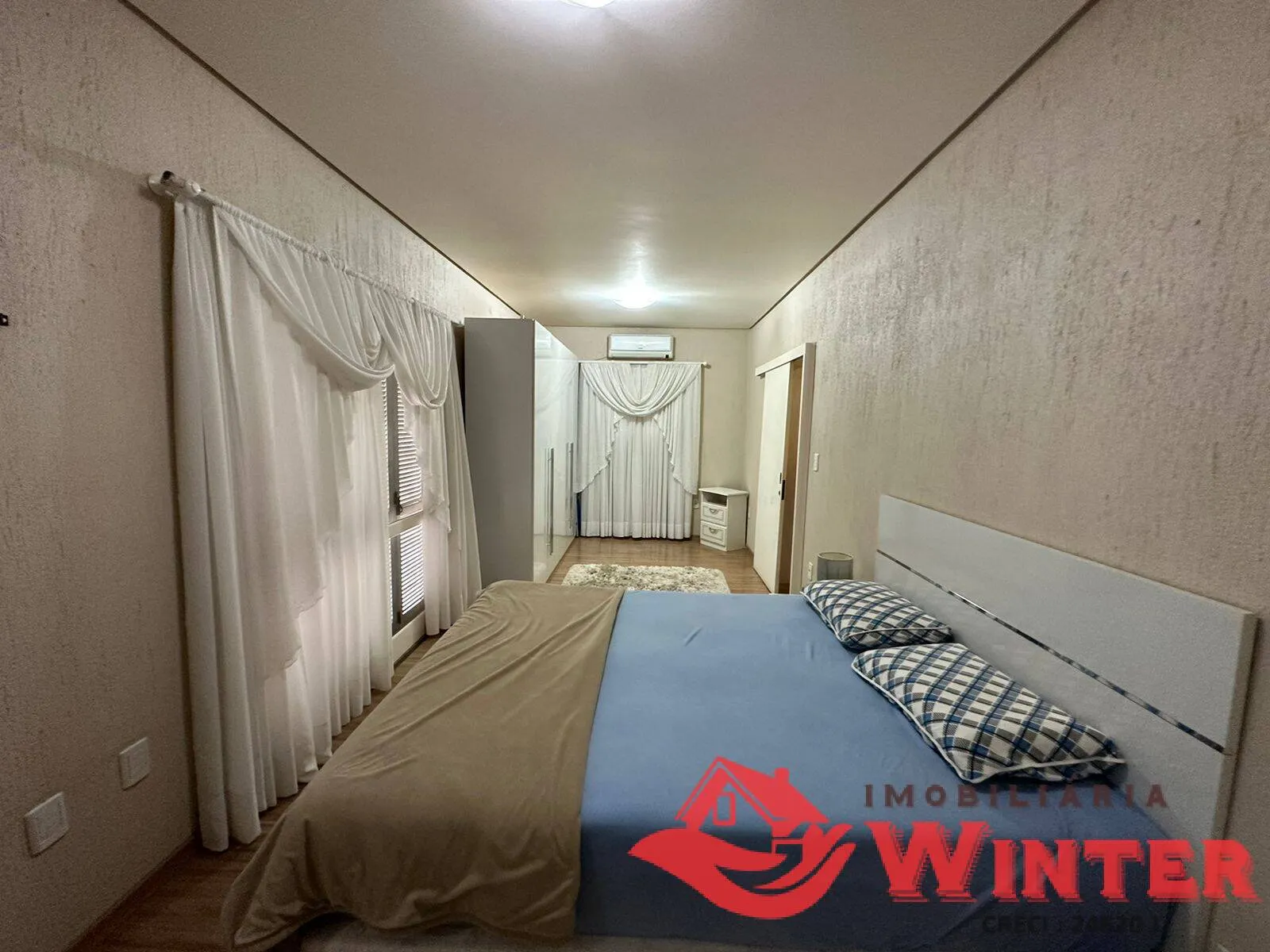 Imagem Casa com 220m2 no São Roque, Feliz.