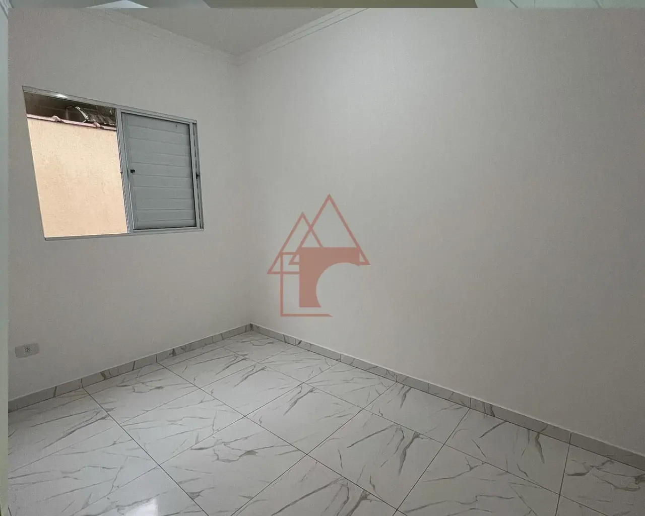 Imagem Casa com 2 Quartos à Venda, 45 m² em Esmeralda - Praia Grande