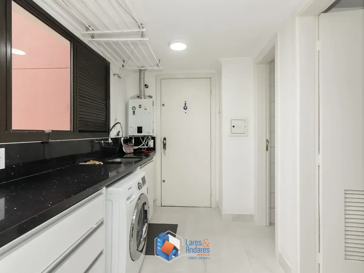 Imagem Apartamento para venda em Santo Amaro com 4 quartos, sendo 2 suítes, 159m²