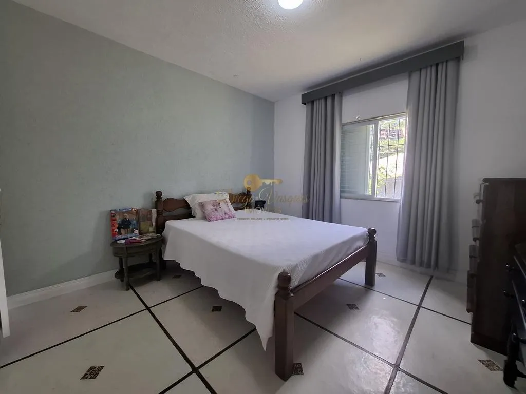 Imagem Casa para Venda em Teresópolis / RJ no bairro Golfe