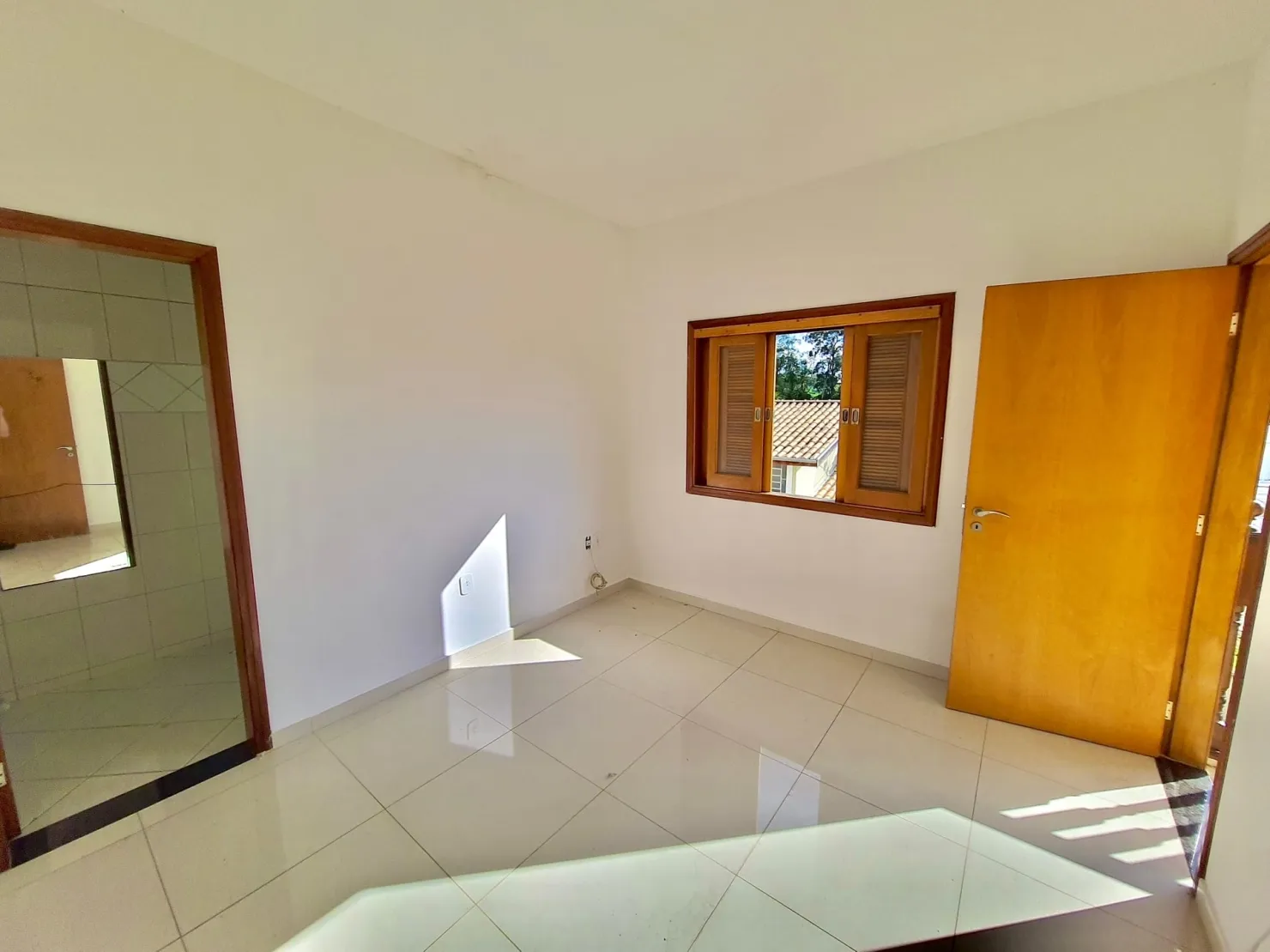 Imagem Casa à venda 3 Quartos, 1 Suite, 4 Vagas, 250M², Jardim Independência, Taubaté - SP | Residencial Recanto Verde