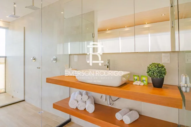 Imagem Flat para Venda em Natal / RN no bairro Ponta Negra