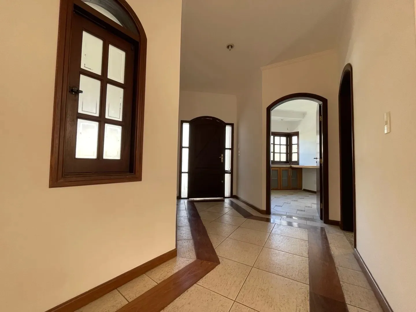 Imagem Linda Casa de Alto Padrão à Venda no Jardim Pagliato ? Qualidade e Conforto em Cada Detalhe